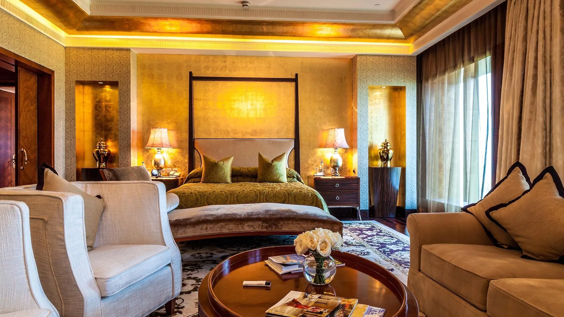 *****  The Leela Ambience Gurugram Hotel & Residences - The Luxury Urban Sanctuary Gurgaon India