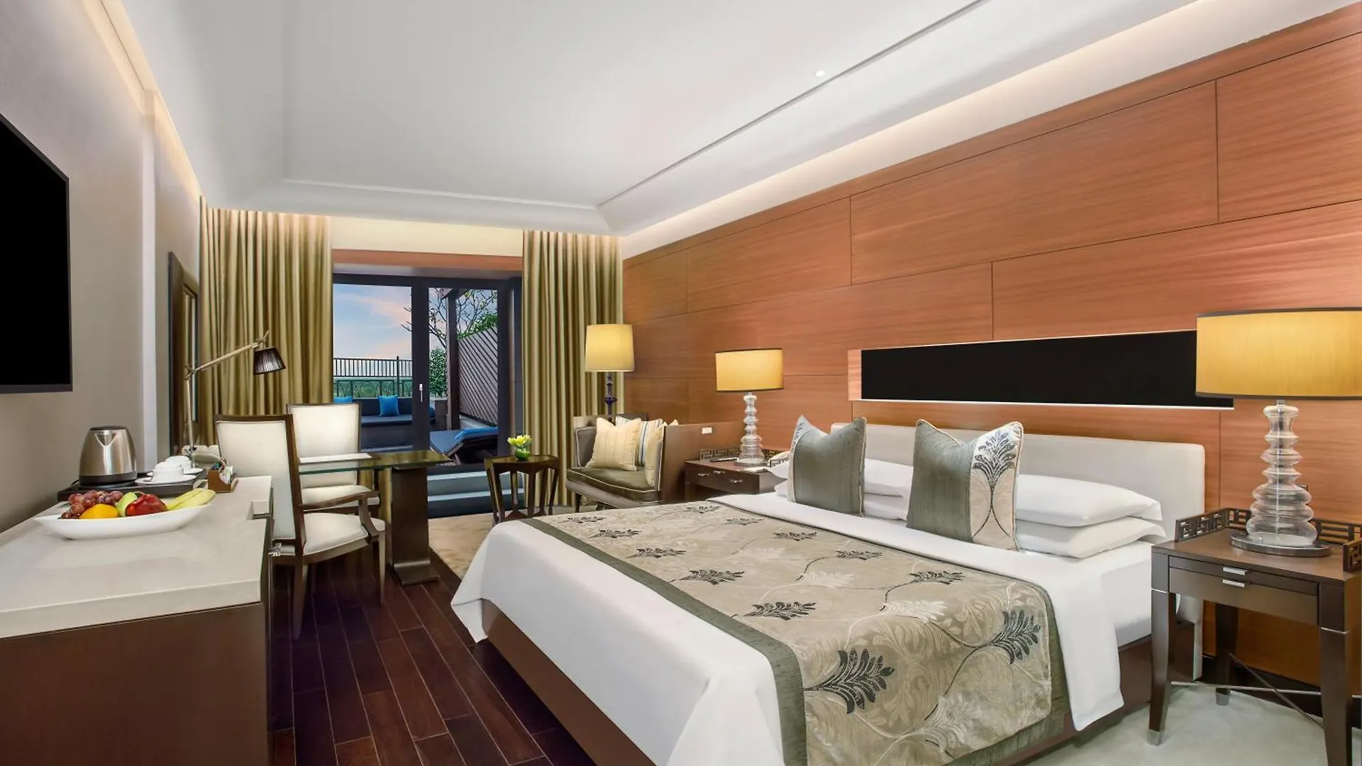 *****  The Leela Ambience Gurugram Hotel & Residences - The Luxury Urban Sanctuary Gurgaon India