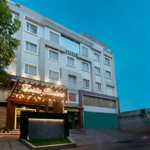 costa-riviera-hotel.hotels-varanasi.com/
